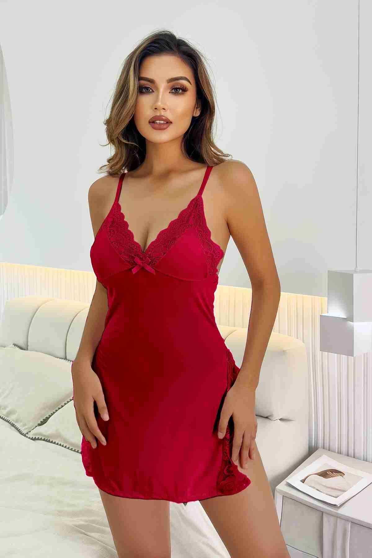 Dantelli Yanlardan Derin Yırtmaçlı Gecelik Kırmızı Merry See MS2394 Kırmızı - Kırmızı