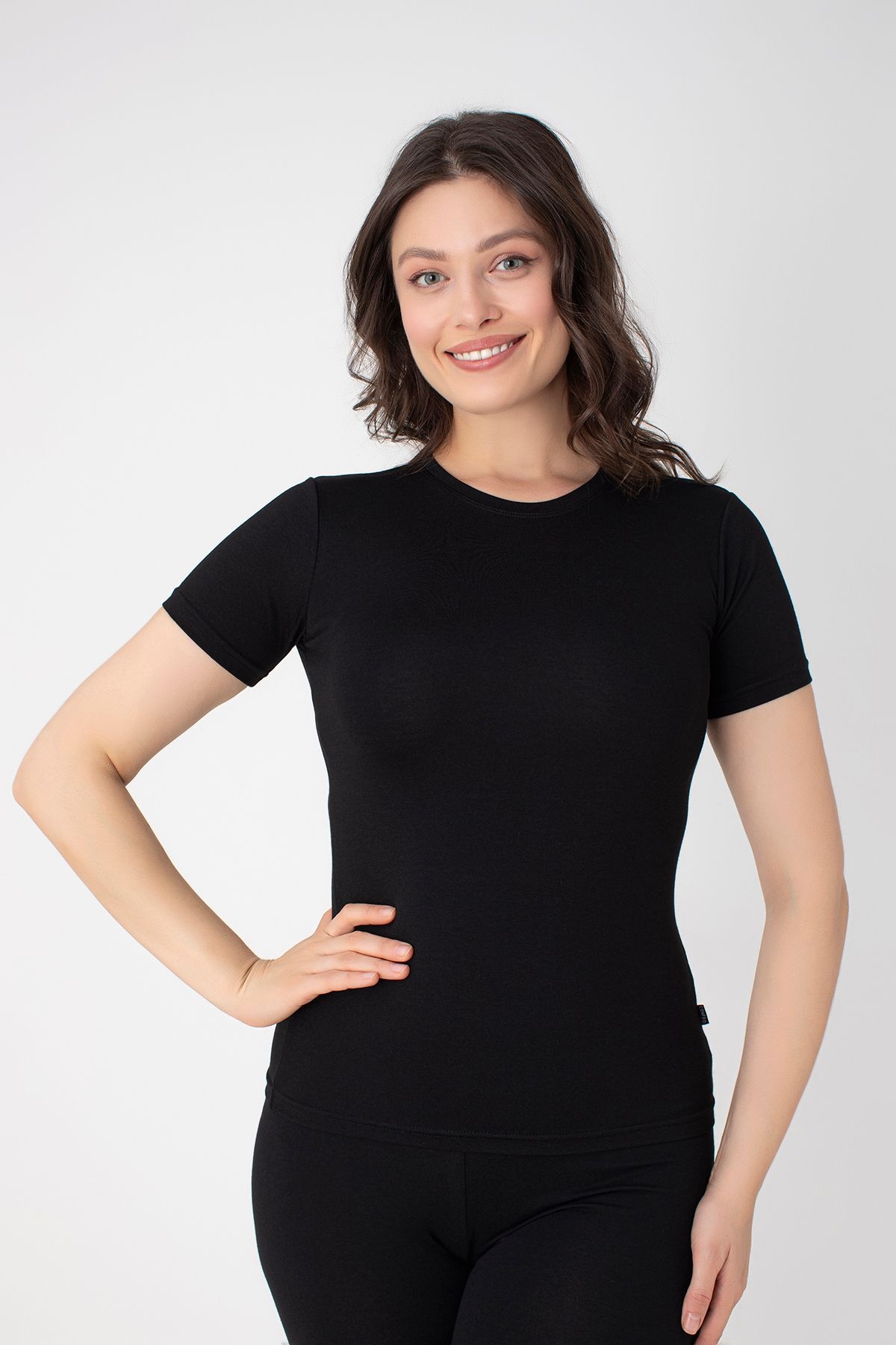 Modal Pamuklu Kısa Kollu T-shirt Confeo 801 - Siyah