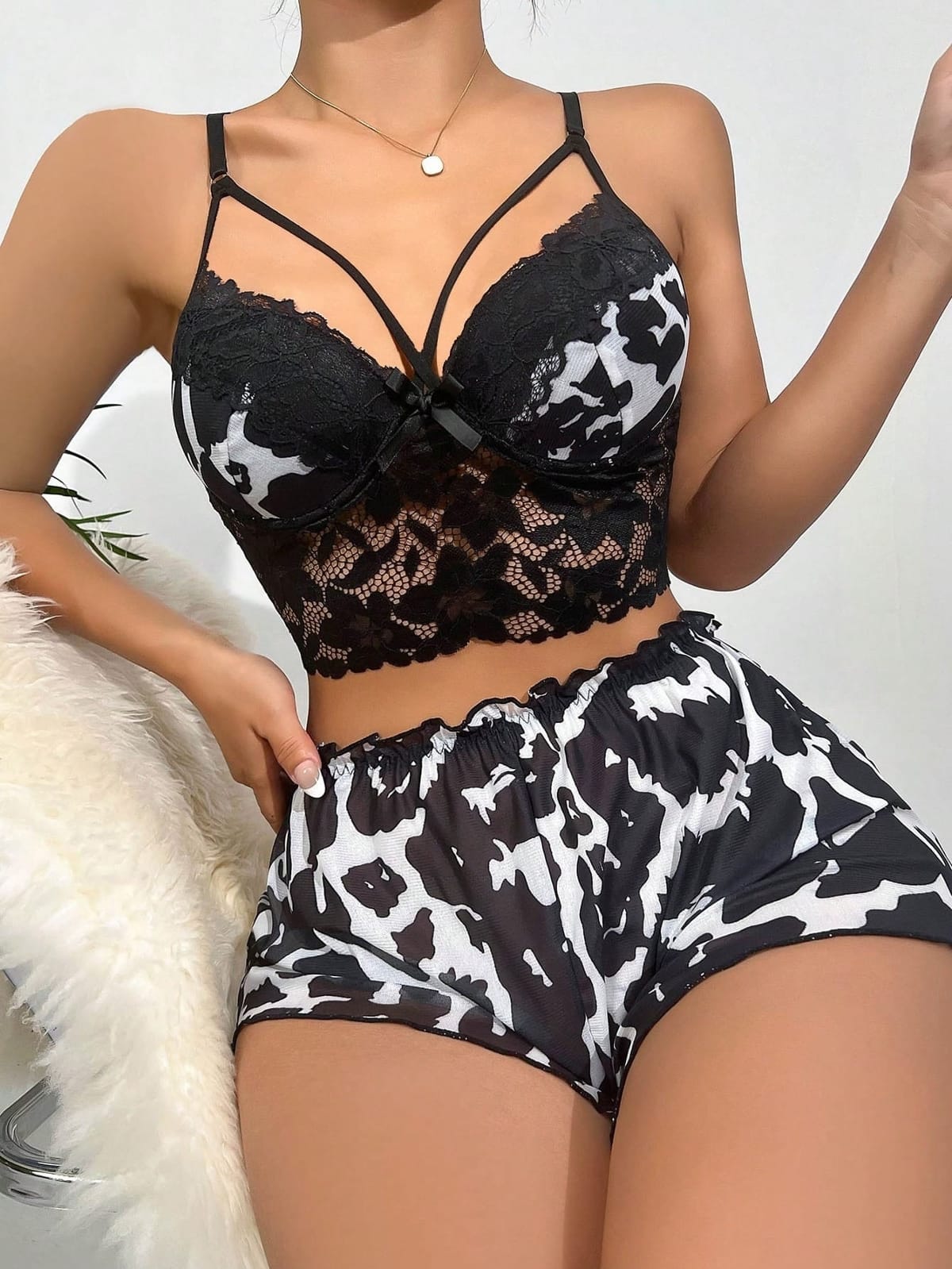 Dantel Detaylı Büstiyer Şort Takım Ruselin 5055 - Siyah