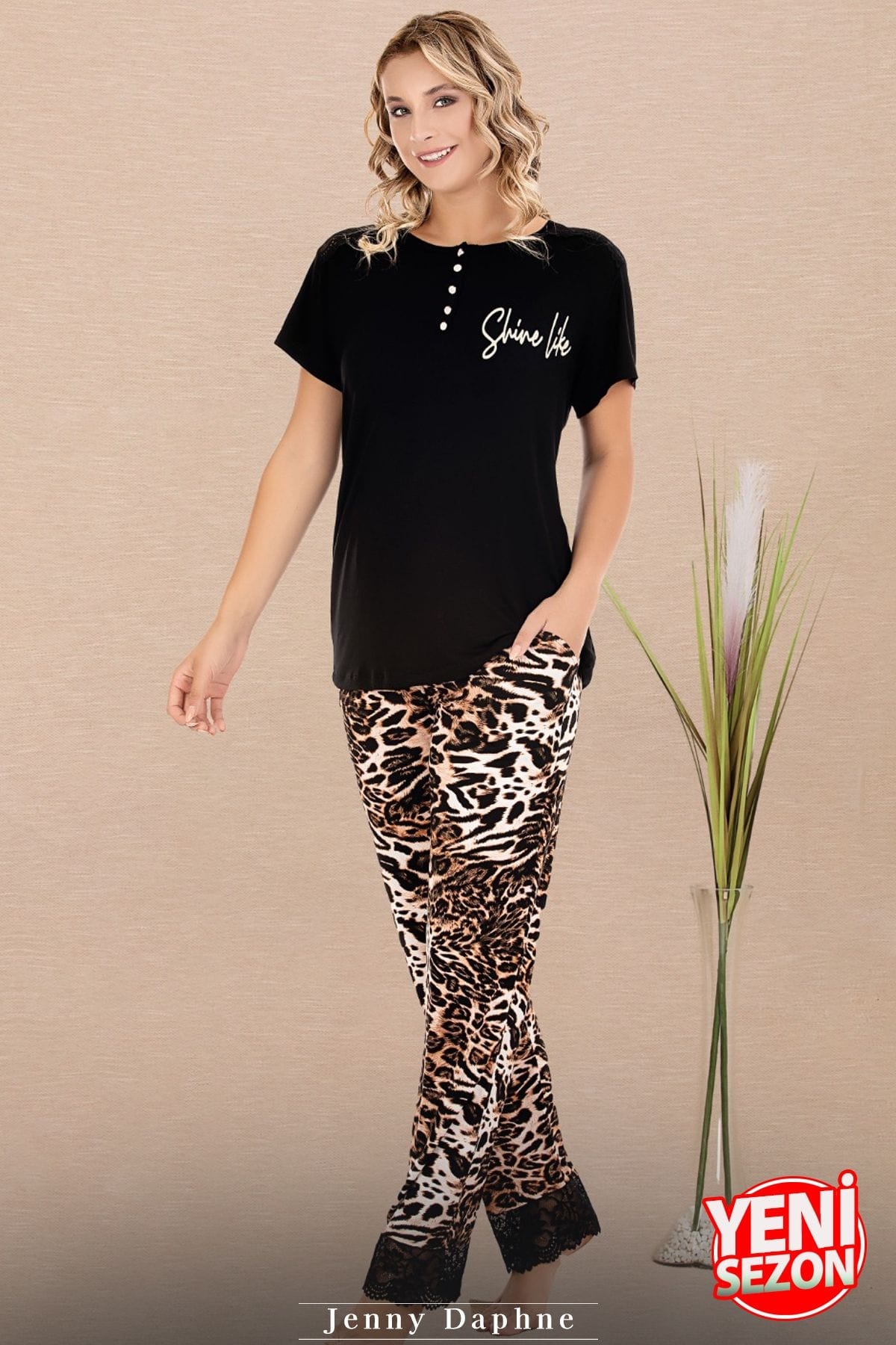Düğmeli Leopar Desenli Kısa Kollu Pijama Takımı Lady 12598 - Siyah