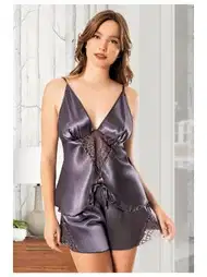 Asimetrik Kesim Yırtmaçlı İnce Askılı Şort Pijama Takımı Miss Laris 3116