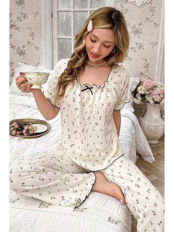 Ekru Retro Model Kare Yaka Pijama Takımı Bella Notte 7309