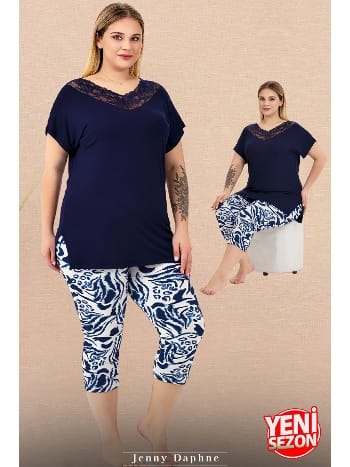 Dantel Yaka Büyük Beden Çiçek Desenli Kısa Kollu Kapri Pijama Takımı Lady 10734