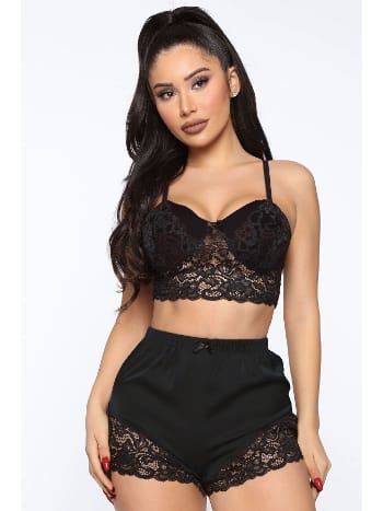 Dantelli Askılı Şortlu Saten İç Çamaşır Takımı Loomerie 542