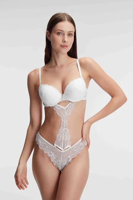 Anıl Beyaz Dantelli Sütyen String Takım Anıl 4840