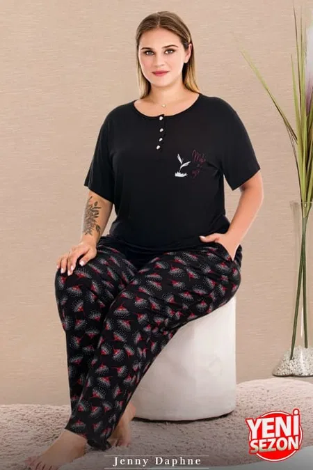 Çiçek Desenli Düğmeli Kısa Kollu Büyük Beden Kadın Pijama Takımı Lady 11016 - Siyah