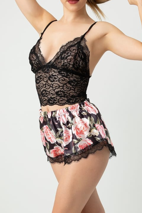 Siyah Dantel Detaylı Büstiyer Şort Takım SHE 2026 - Siyah