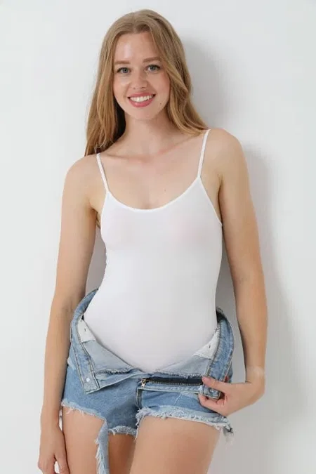 Yumuşak Dikişli Askılı Kadın Body FormActive 2200 - Beyaz