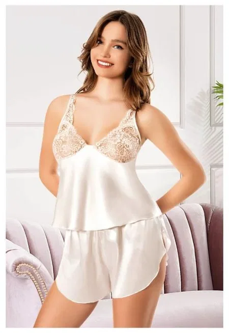 Dantel Askılı Yırtmaçlı Şort Pijama Takımı Miss Laris 3107
