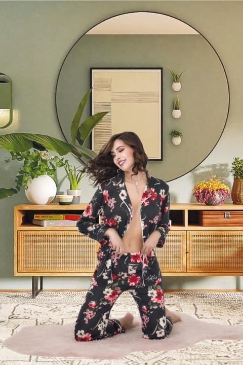 Düğmeli Çiçekli Gömlek Yaka Kadın Pijama Takımı İzabel 4001 - Siyah