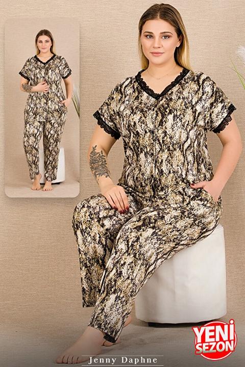 Düğmeli Kısa Kollu Dantelli Desenli Büyük Beden Kadın Pijama Takımı Lady 11032