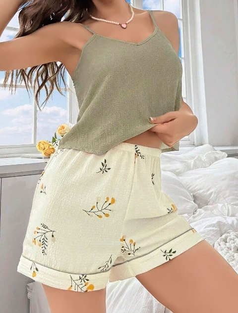 Çiçek Baskılı Şortlu Kadın Gecelik Pijama Takımı Ruselin 5099