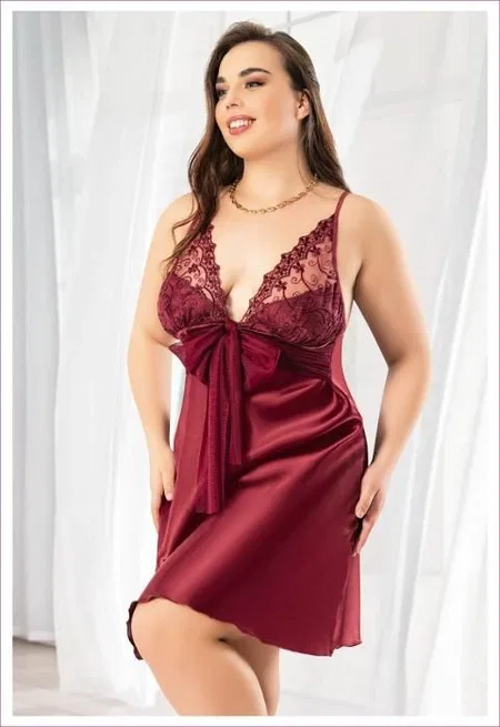 Fiyonklu Dantelli Sırt Dekolteli Büyük Beden Gecelik Pembe Miss Laris 4045