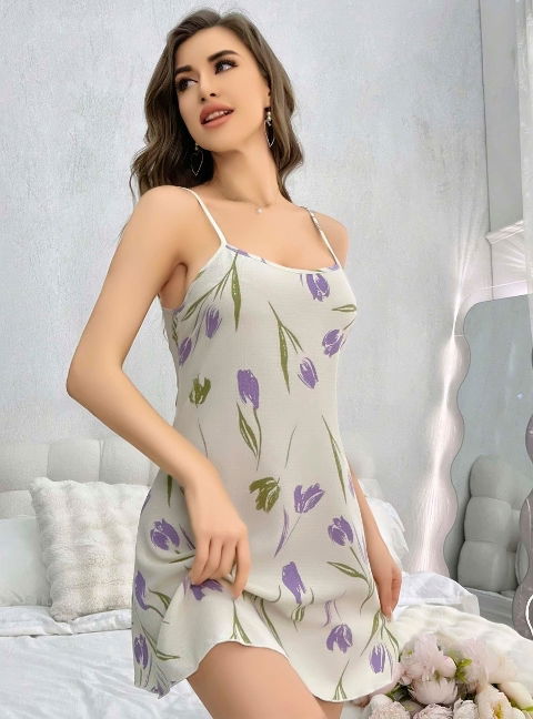 Çiçek Desenli İnce Askılı Kadın Gecelik Ruselin 5109 - 2