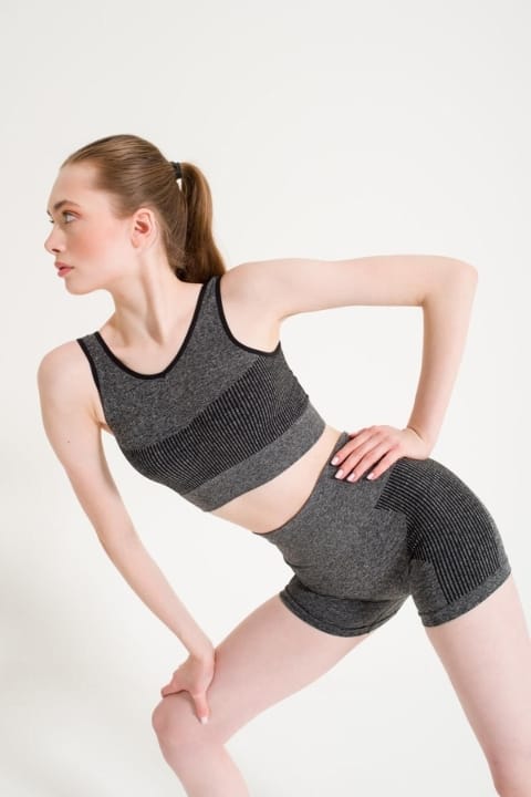 Dikişsiz Melanjlı Kalın Askılı Sporcu Sütyeni FormActive 1710 - Siyah