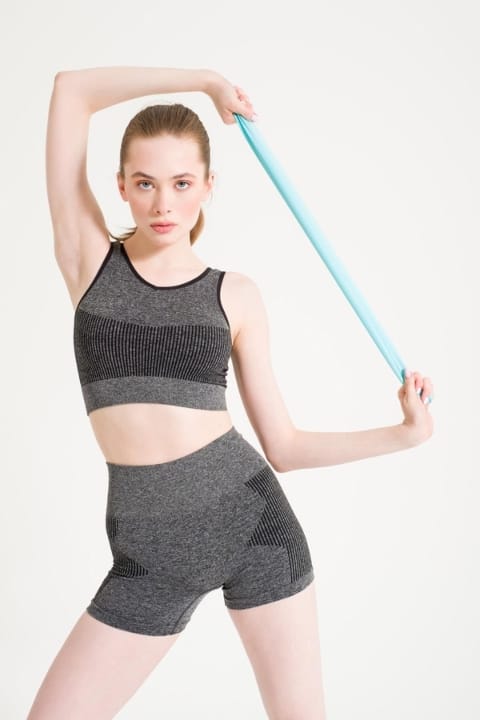 Dikişsiz Yüksek Bel Toparlayıcı Spor Şort FormActive 1725 - Siyah