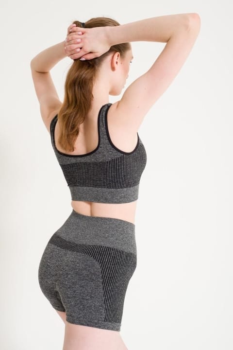 Dikişsiz Yüksek Bel Toparlayıcı Spor Şort FormActive 1725 - Siyah