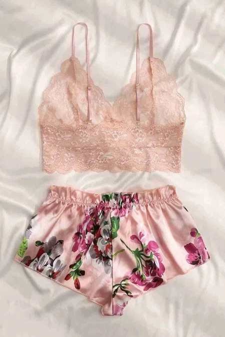 Dantel Büstiyerli Çiçekli Sütyen Şort Pijama Takımı Merry See MS3261 Çok Renkli - Çok Renkli