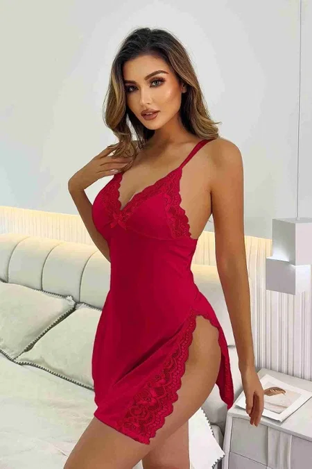 Dantelli Yanlardan Derin Yırtmaçlı Gecelik Kırmızı Merry See MS2394 Kırmızı - Kırmızı