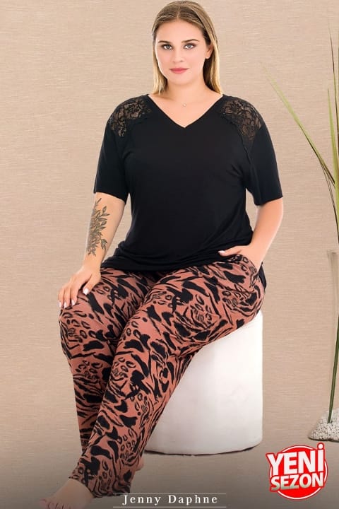 Dantelli V Yaka Kısa Kollu Büyük Beden Pijama Takımı Lady 11017 - Siyah