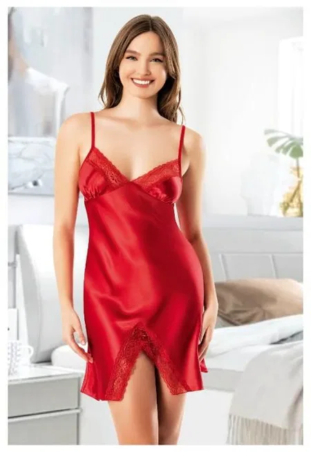 Önden Dantel Yırtmaçlı İnce Askılı Saten Kısa Gecelik Miss Laris 2133 - Kırmızı