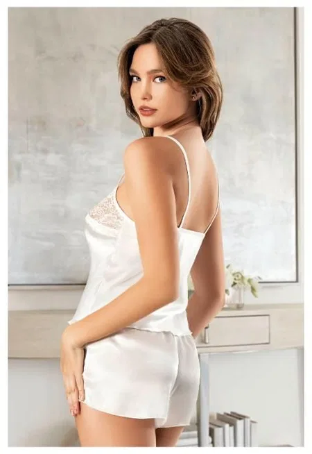 Saten Göğüs Pencereli İnce Askılı Şort Pijama Takımı Miss Laris 3126 - 2