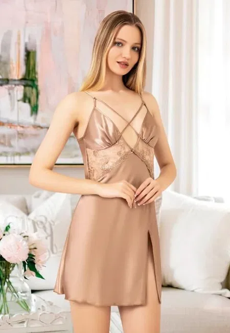 Yırtmaçlı İnce Çapraz Askılı Saten Gecelik Turuncu Miss Laris 2080 - Bej