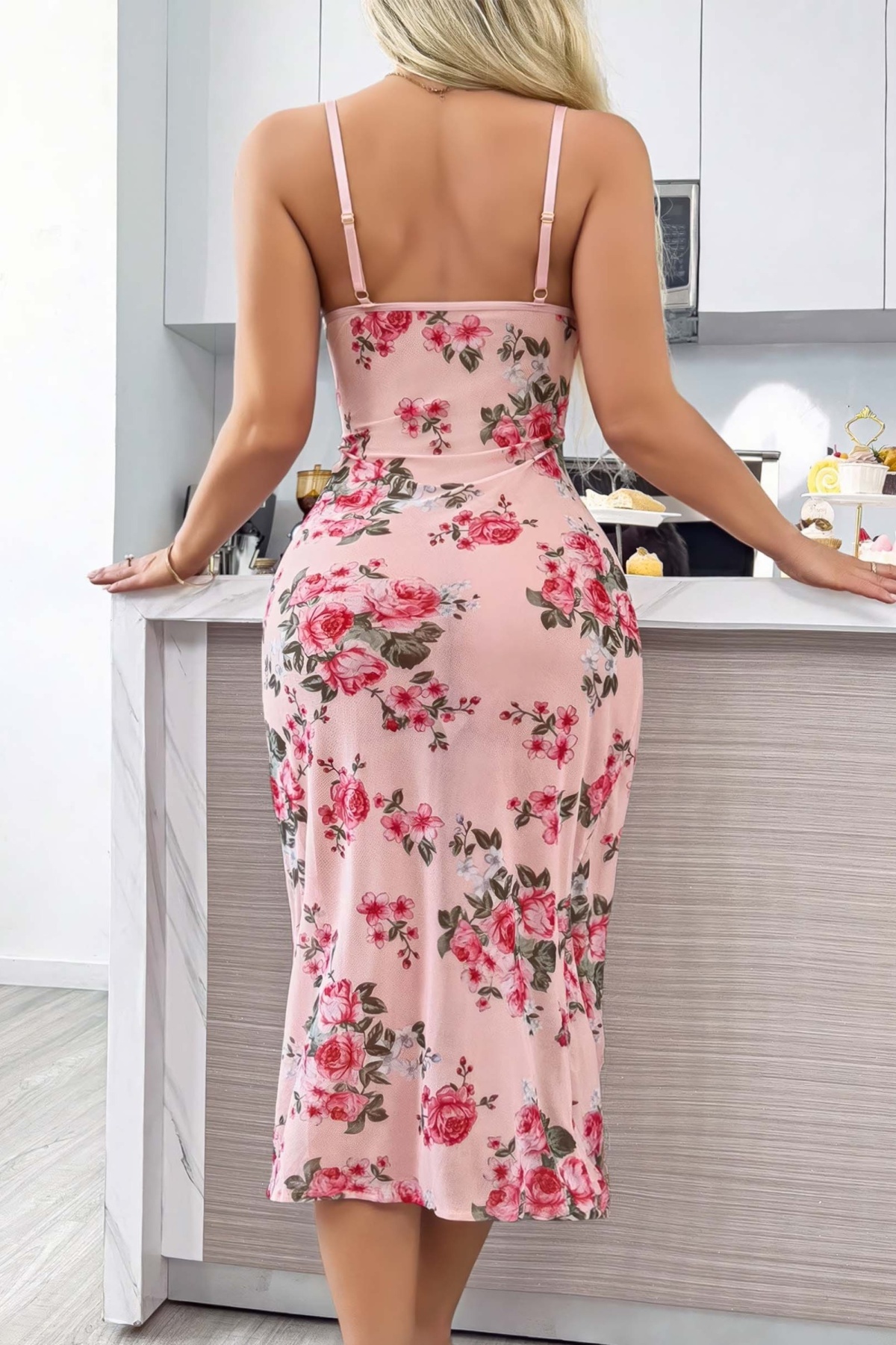 Çiçek Desenli Dantel Kesim Fantezi Body Lily Bianca 275 - Pembe