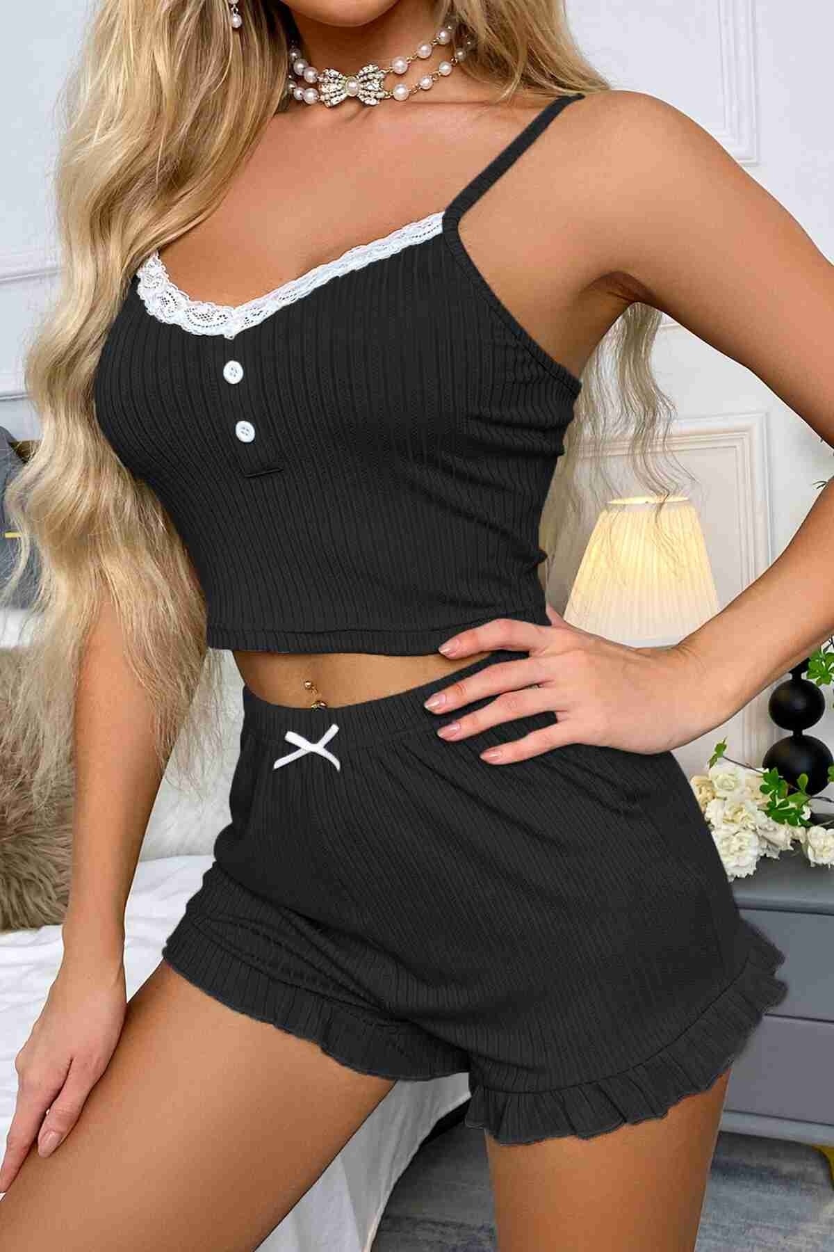 Dantelli Askılı Crop Üst ve Fırfır Paça Mini Şortlu Pijama Takım Merry See MS4438 Siyah - Siyah