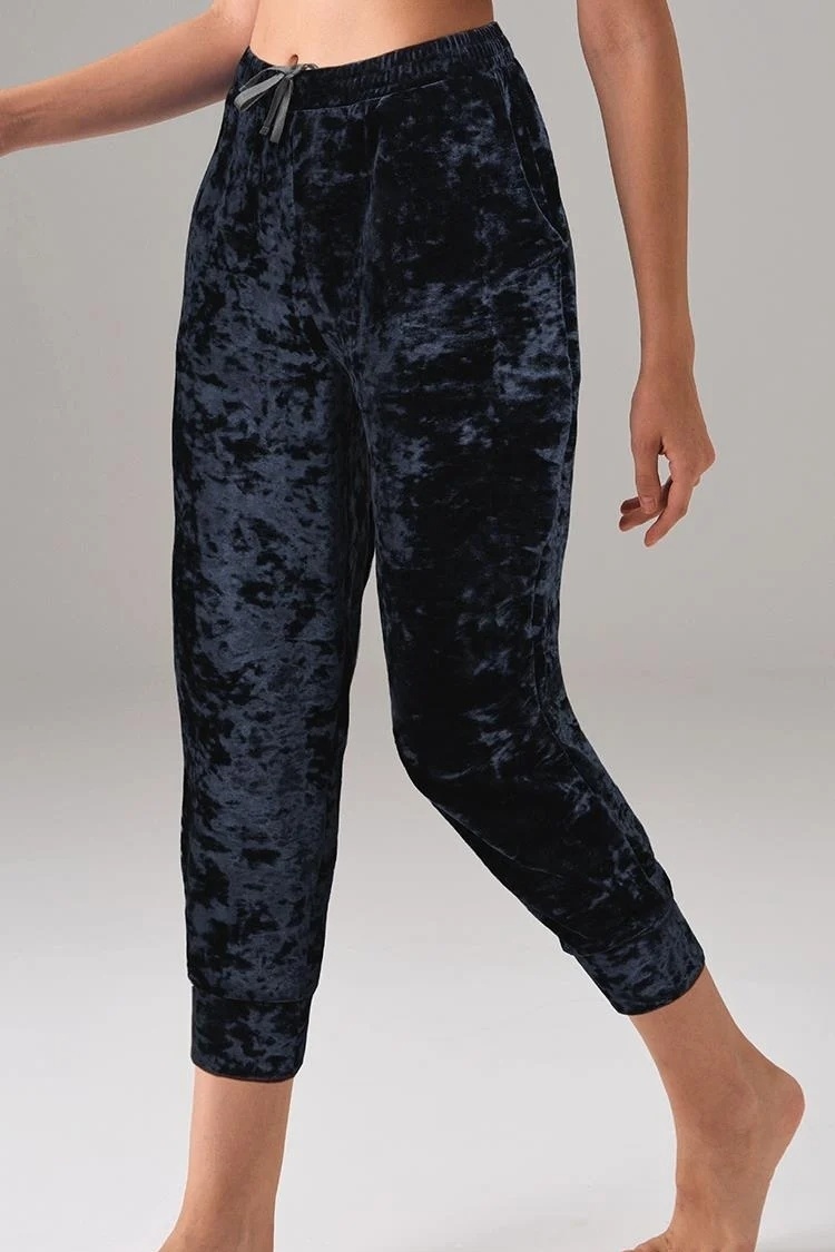 Kadife Beli Lastikli Capri Kadın Pijama Altı Doreanse 4420 - Lacivert