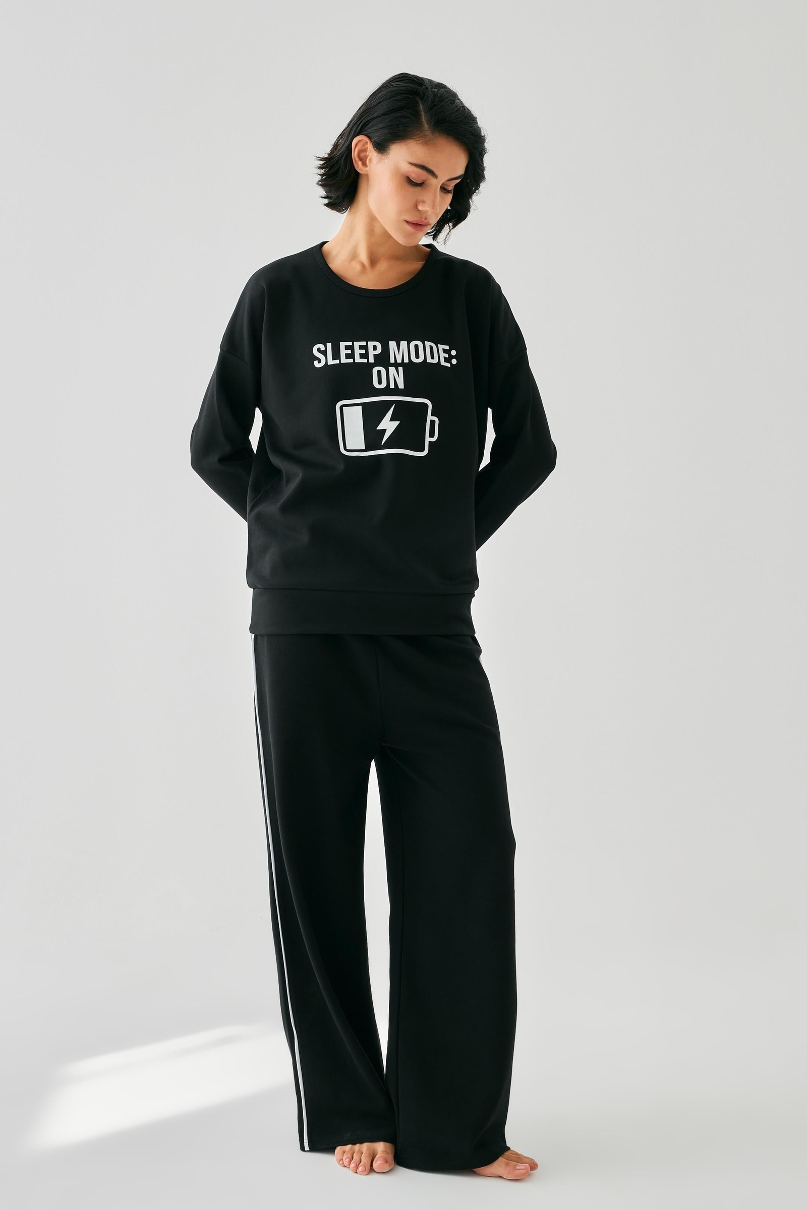 Kadın Siyah Sleep Mode On Baskılı Oversize 2 İplik Eşofman Takımı Akbeniz B3333 - Siyah