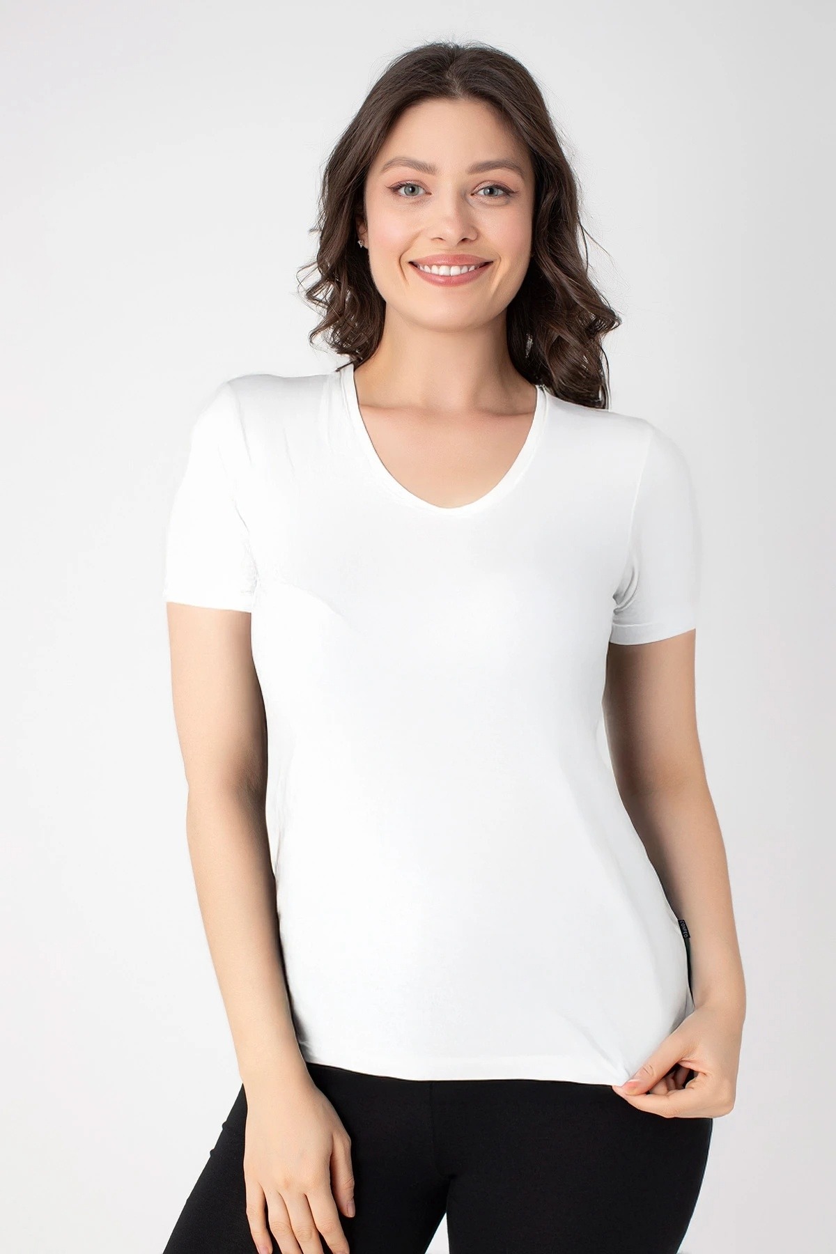 Pamuklu Nefes Alabilen Kısa Kollu T-Shirt Confeo 801 - Beyaz