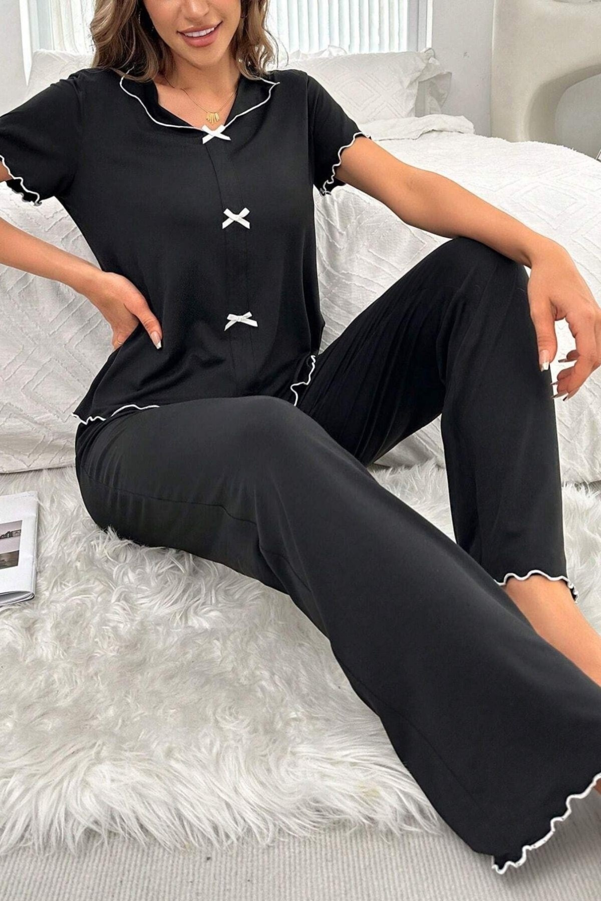 Pamuklu Siyah Fiyonk Detaylı Mevsimlik Pijama Takımı Ruselin 5130 - Siyah