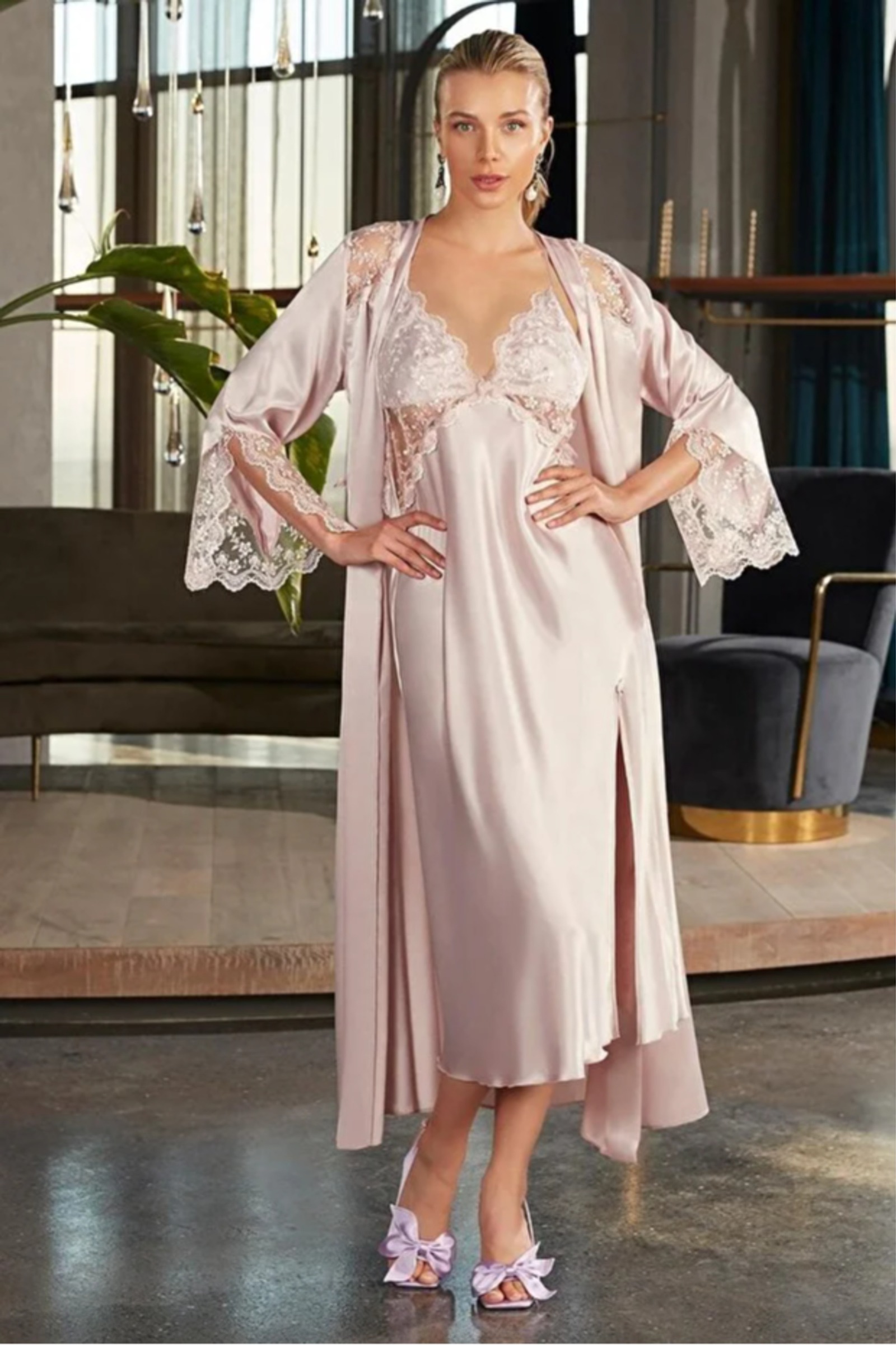 Saten Doku ve Nefes Alabilirlikte Polyester Gecelik Sabahlık Nurteks 5184 - Pudra