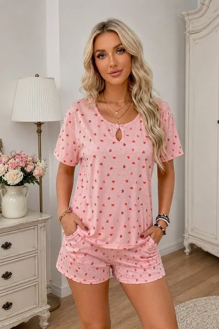 Beyaz Kısa Kollu Bisiklet Yaka Kalp Desenli Şortlu Pijama Takımı Bella Notte 7625 - Pembe