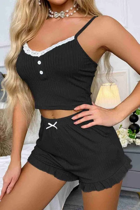 Dantelli Askılı Crop Üst ve Fırfır Paça Mini Şortlu Pijama Takım Merry See MS4438 Siyah - Siyah
