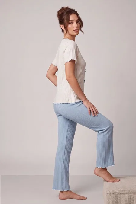 Ekru Kısa Kollu V Yaka Fiyonk Süslemeli Kadın Pijama Takımı Bella Notte 77911 - Ekru