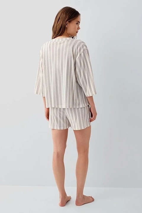 Çizgili Şortlu İp Askılı V Yaka 3'lü Kadın Pijama Takımı Derya Kurşun 9179 - 2