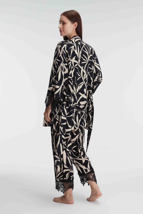 İp Askılı V Yaka Kadın Viskon Tropikal Yazlık Örme Dantel Detaylı Pijama Takımı Sabahlık Anıl 5823 - Siyah