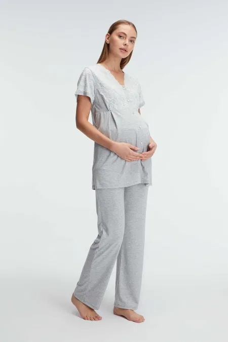 Kısa Kol V Yaka Kadın Polyester Elastan Yazlık Örme Dantel Detaylı Hamile Pijama Takımı Anıl 11308 - Grimelanj