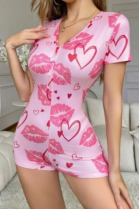 Pembe Kalp ve Öpücük Desenli Düğmeli Tulum Pijama Ruselin 5107 - Pembe