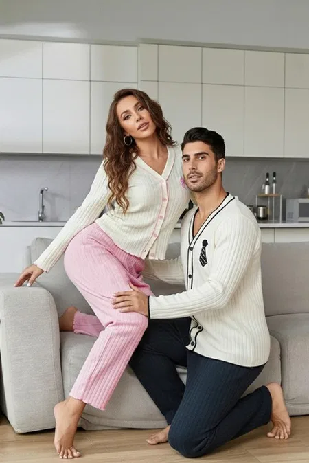 Pembe Uzun Kollu Düğme Ve Kurdele Detaylı Pamuklu Yeni Sezon Kadın Çift Pijaması Bella Notte CP-7589 - Pembe
