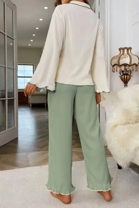 Yeşil Uzun Kollu V Yaka Fırfır Detaylı Pijama Takımı Bella Notte 77007 - Bej